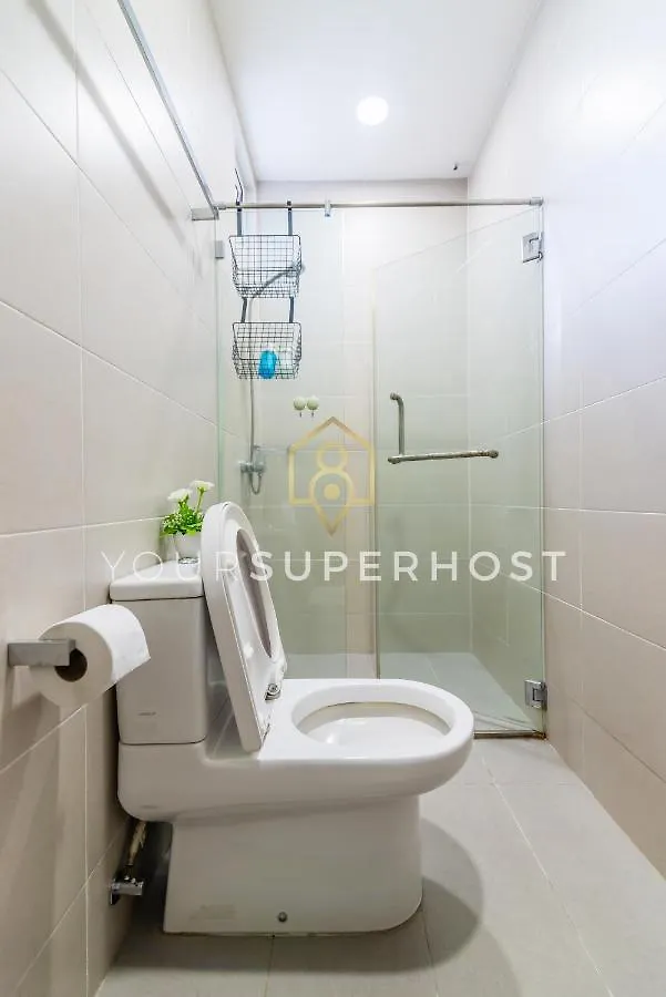 Family-Friendly 2Bedroom 6Pax Suite Georgetown Netflix Washdryer Machine George Town